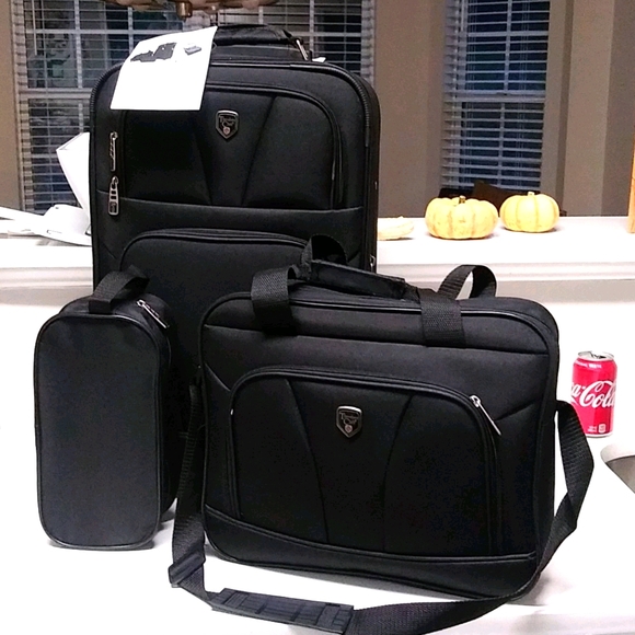 Unlisted Handbags - 3-Piece Expandable Luggage Set, Black, (Dopp/Tote/20)
